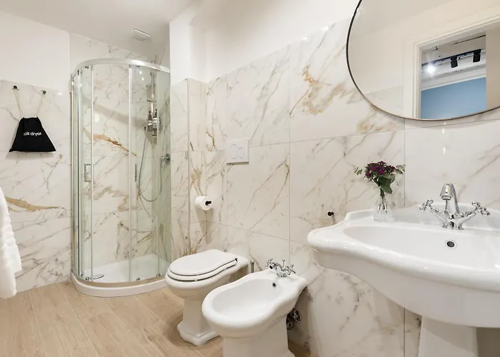Leopardo Boutique In Trastevere 4*